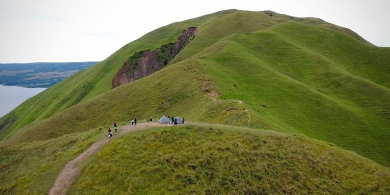 Keindahan Holbung